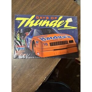 Monogram Days of Thunder Hardees Lumina Stock Car 1990 1:24 Model Kit NEW SEALED
